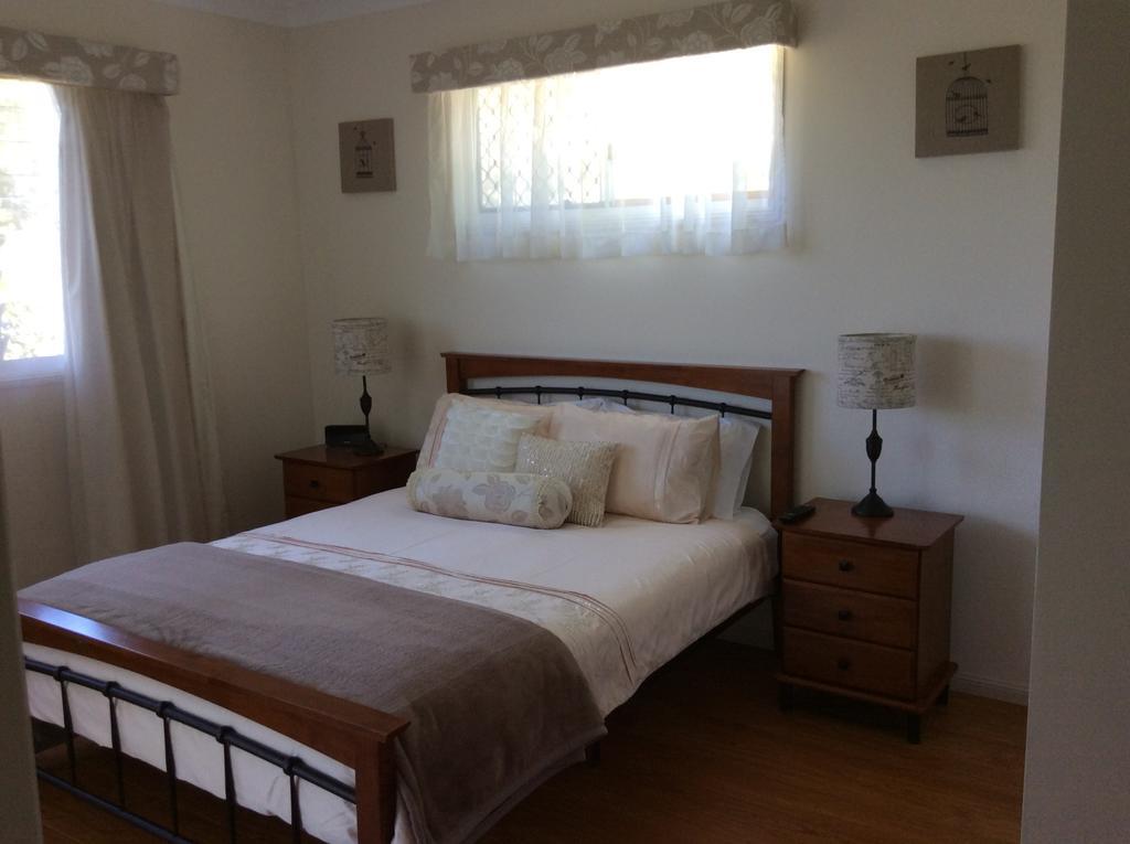 Tinaroo Sunset Retreat Bed & Breakfast Barrine Екстериор снимка