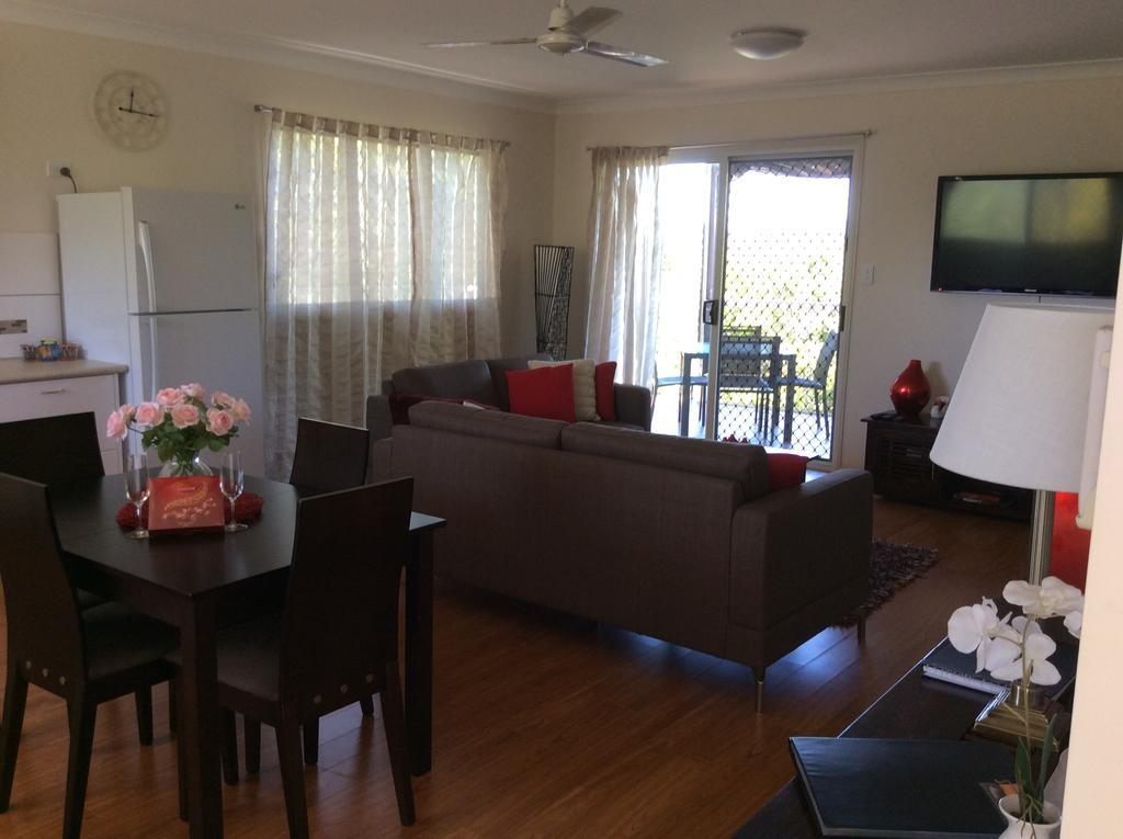 Tinaroo Sunset Retreat Bed & Breakfast Barrine Екстериор снимка